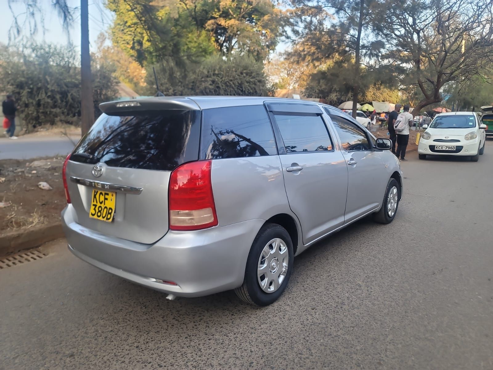 toyota-wish-2009