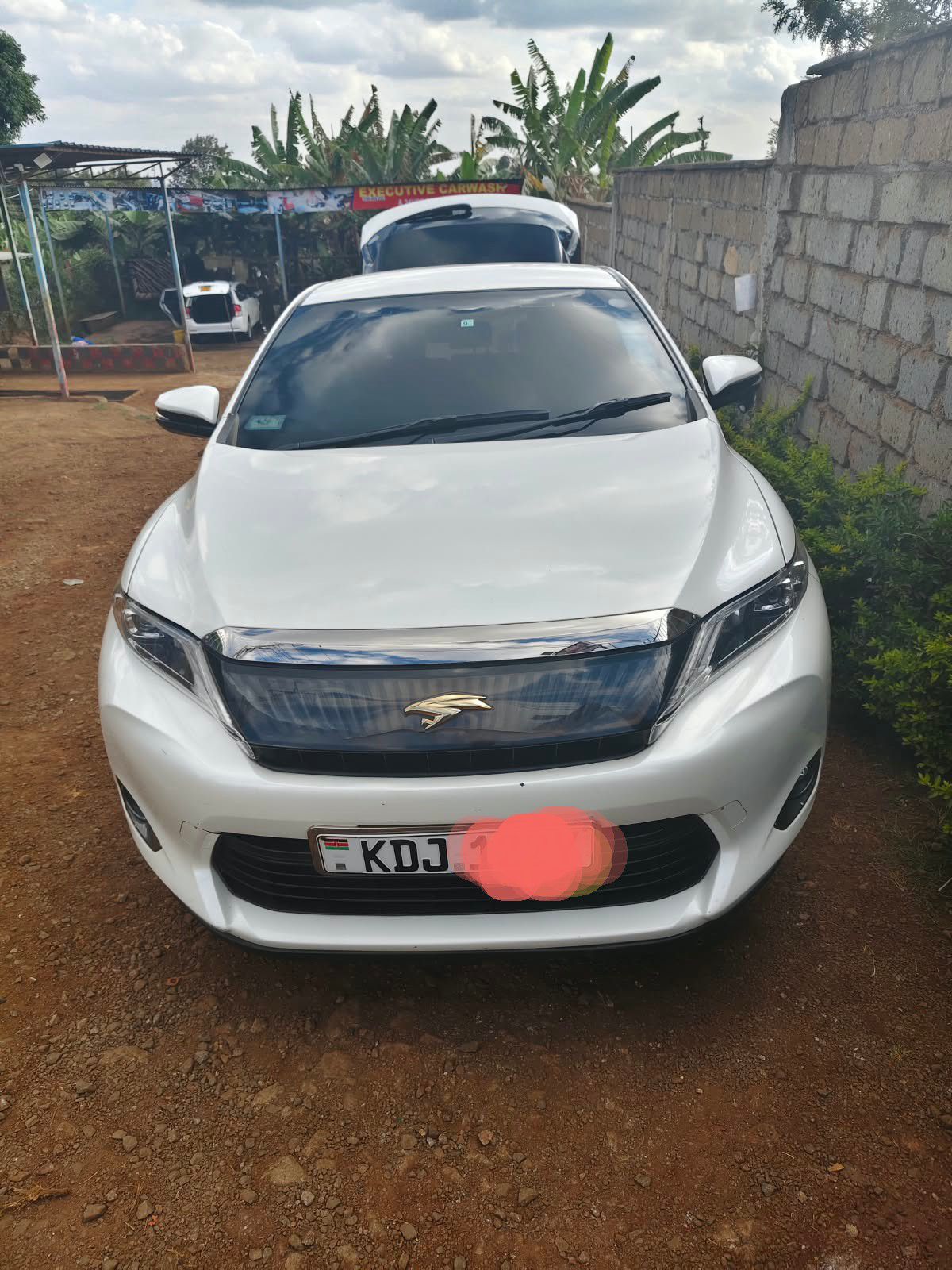 toyota-harrier-2015