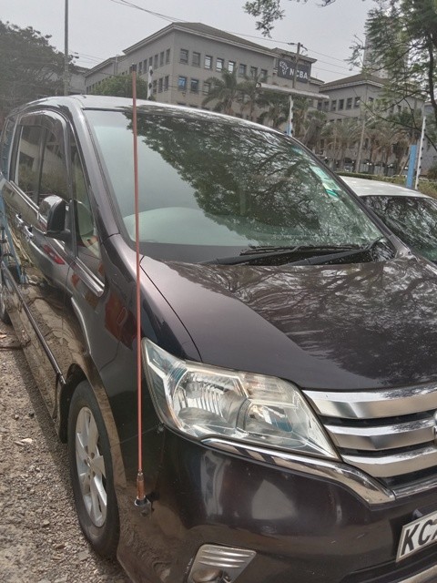 nissan-serena