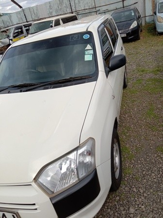 toyota-probox
