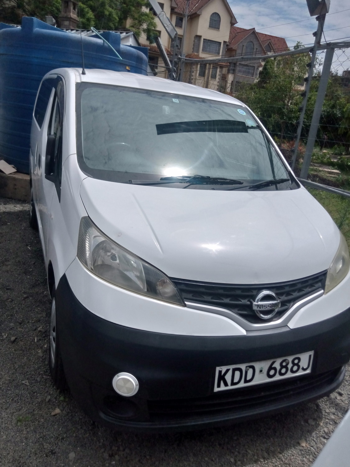 nissan-nv200