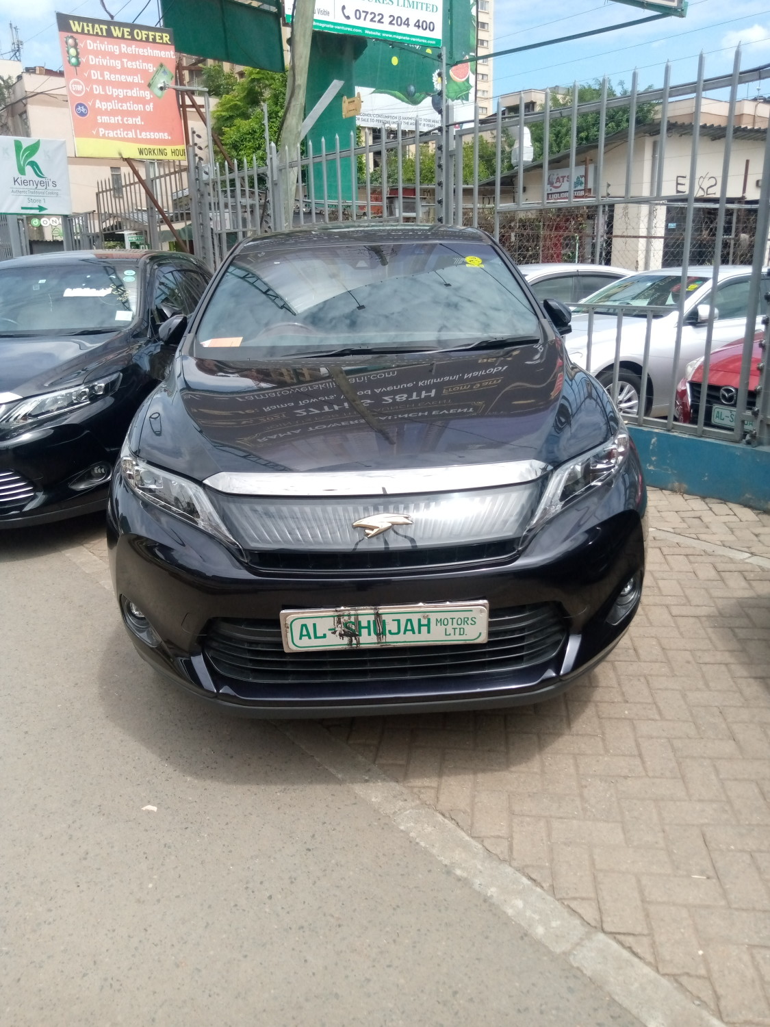 toyota-harrier