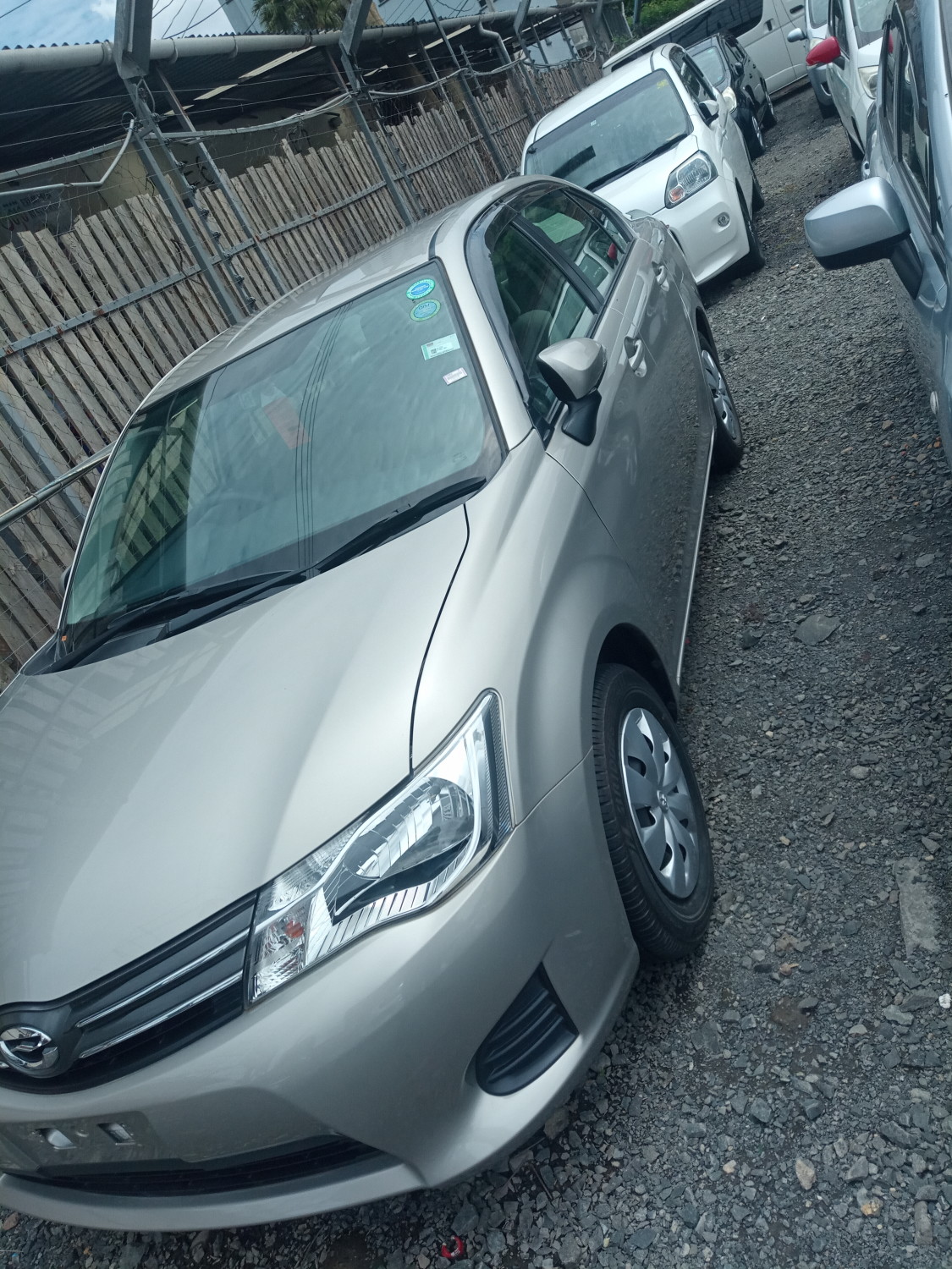 toyota-axio