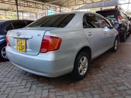 toyota-nze-silver