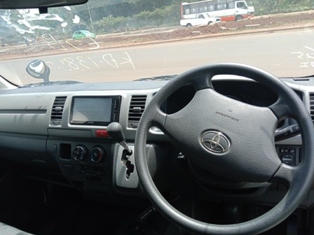 toyota-hiace