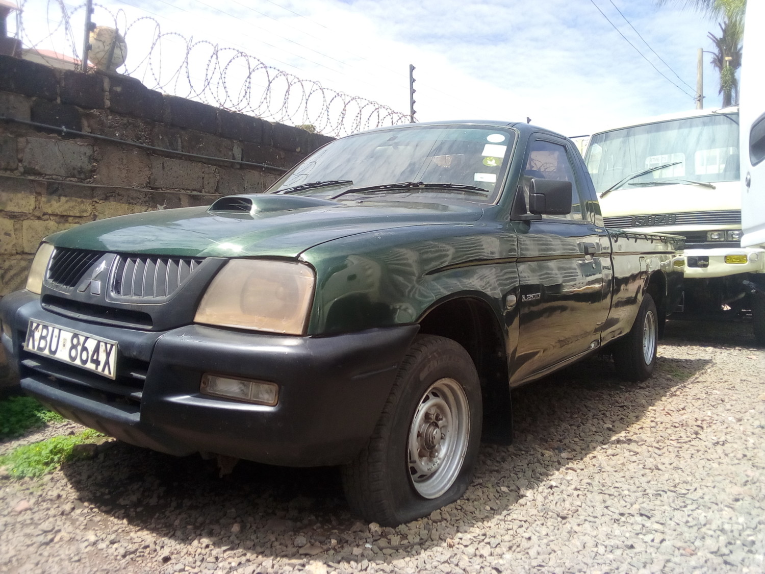 mitsubishi-l200