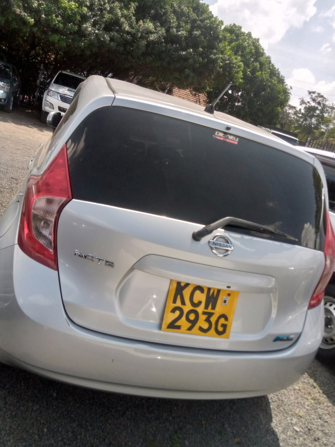 nissan-note