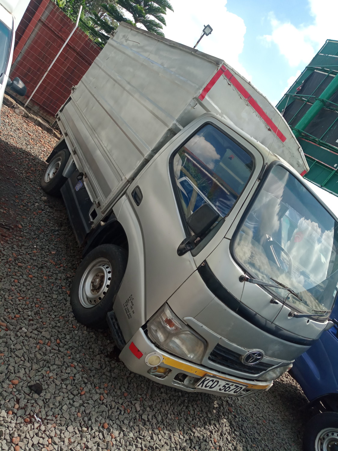 toyota-dyna