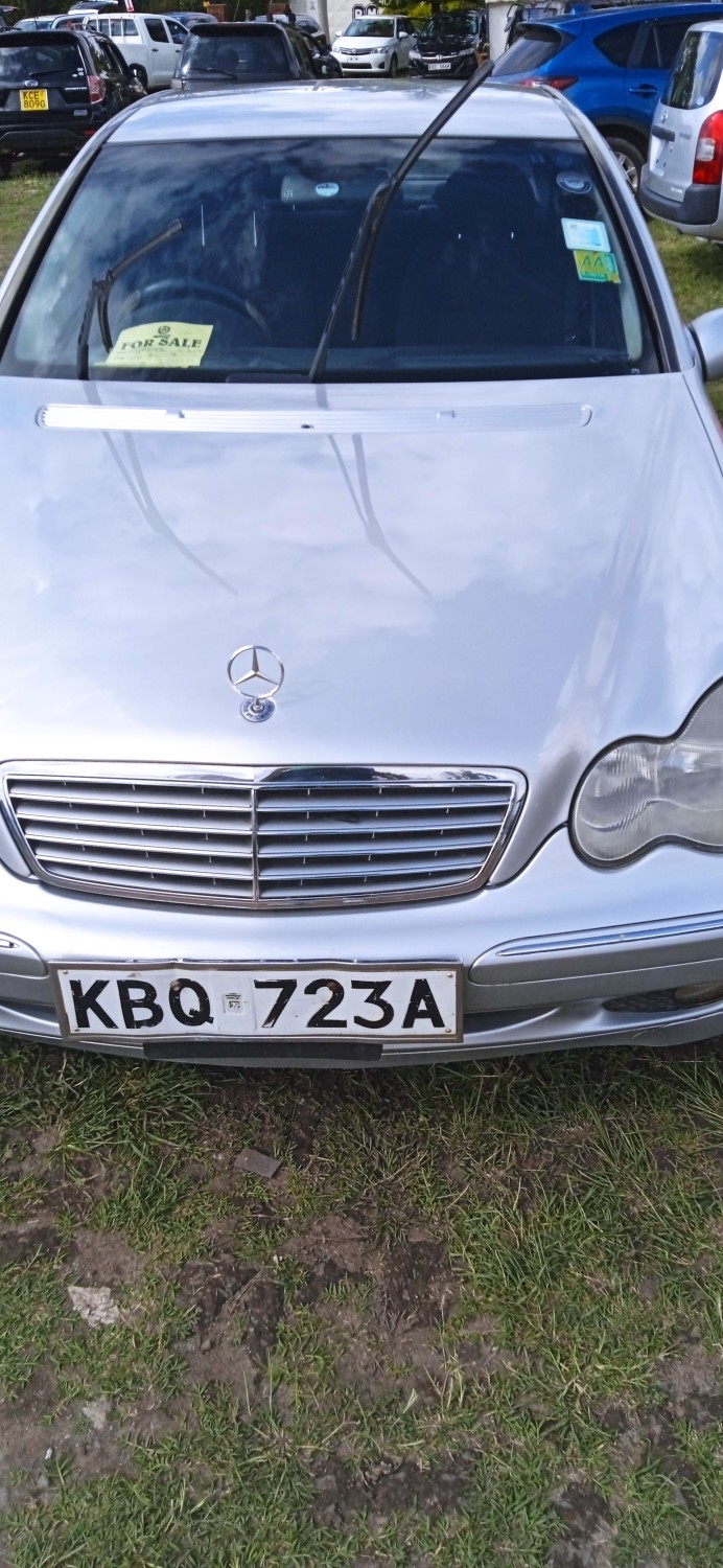 mercedes-benz-c200
