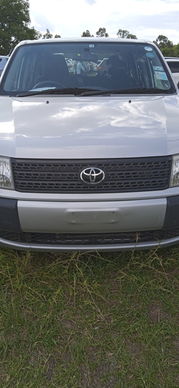 toyota-probox