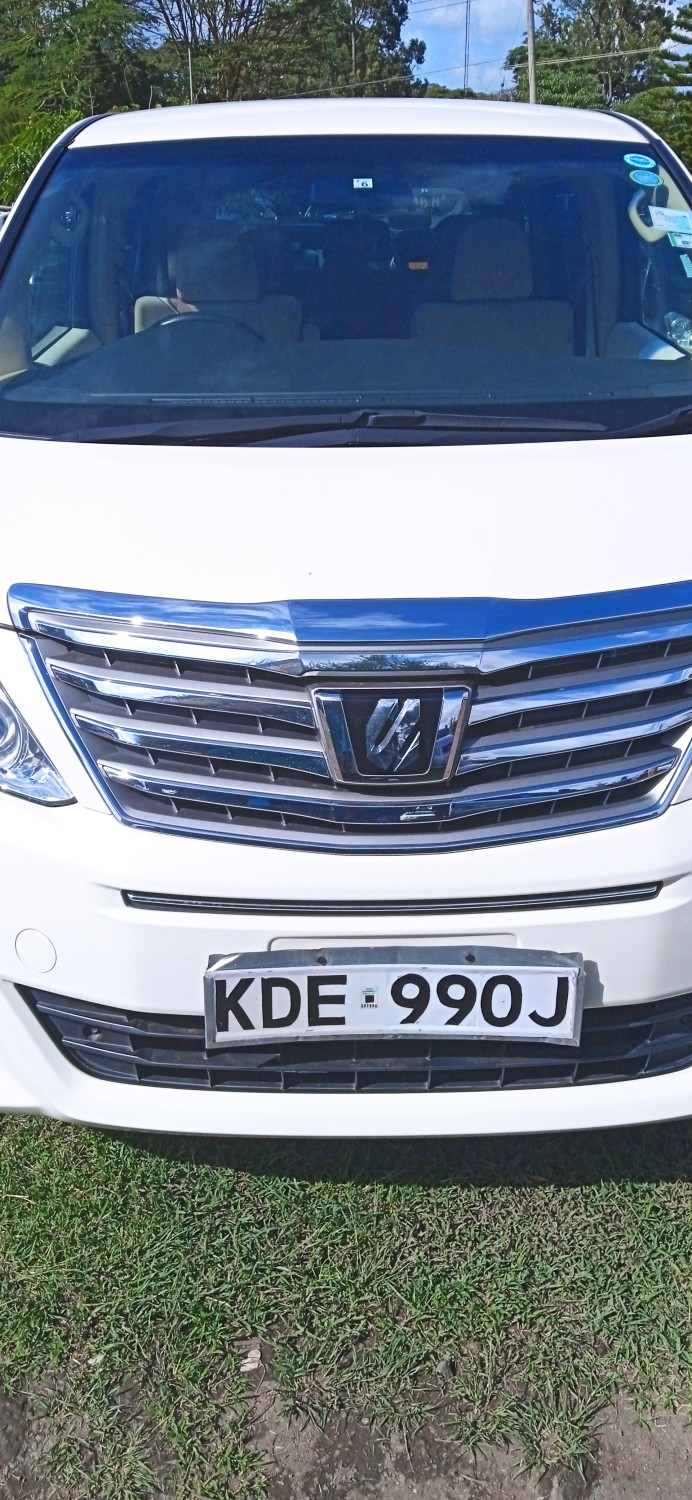 toyota-alphard