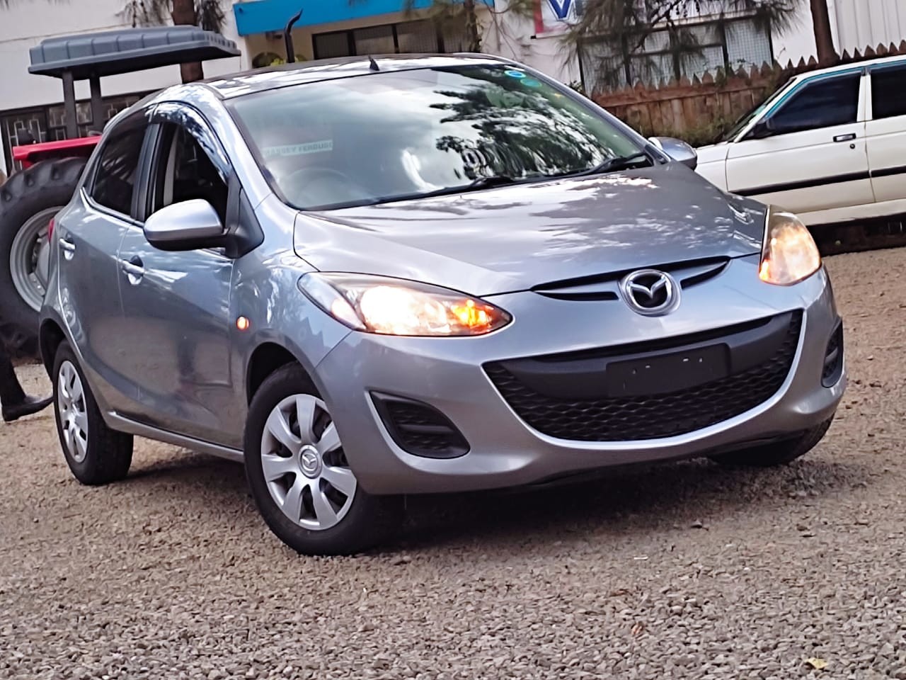 mazda-demii