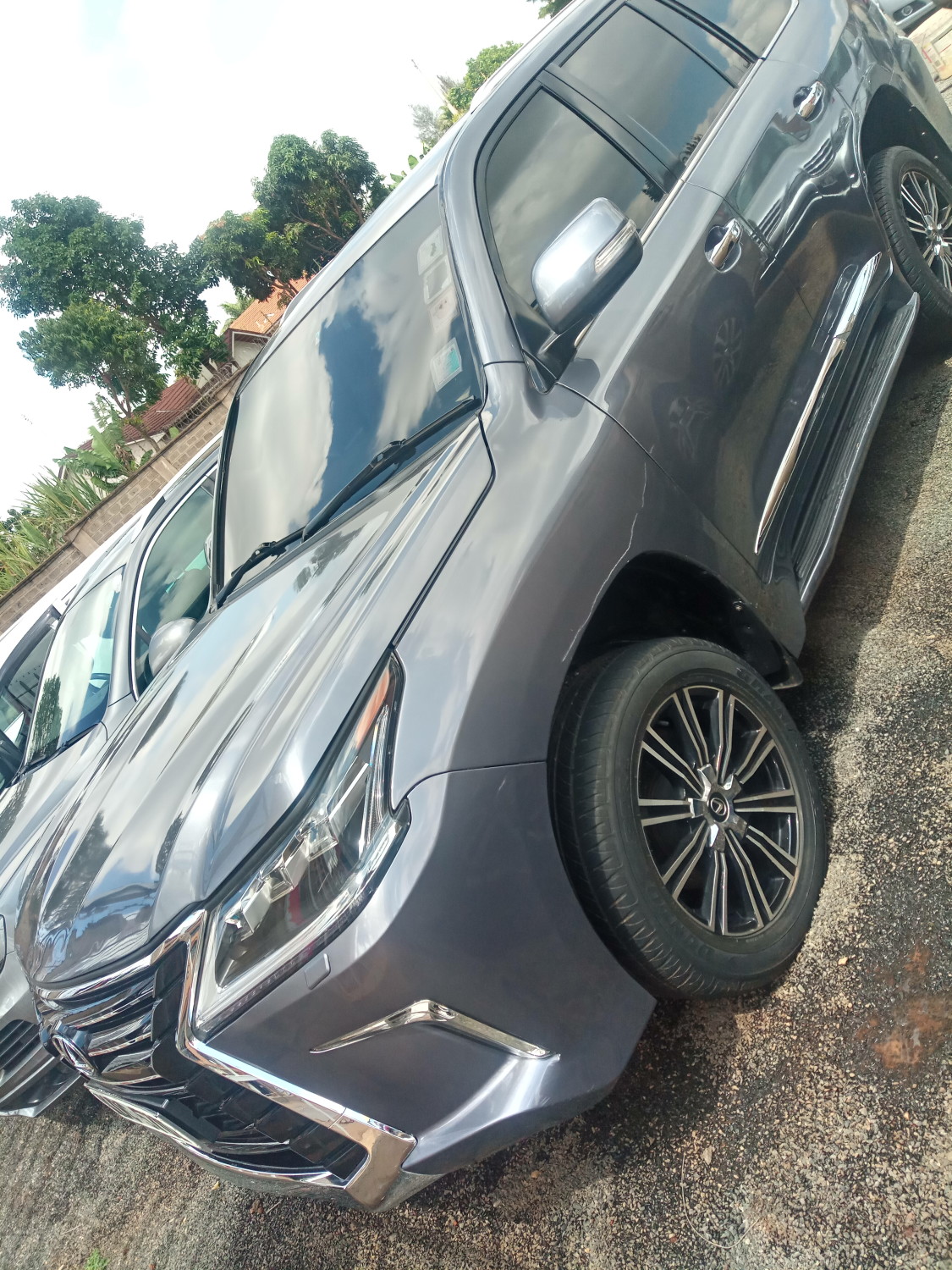 lexus-lx570