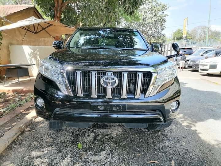 toyota-land-cruiser-prado