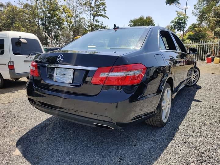 mercedes-benz-e250