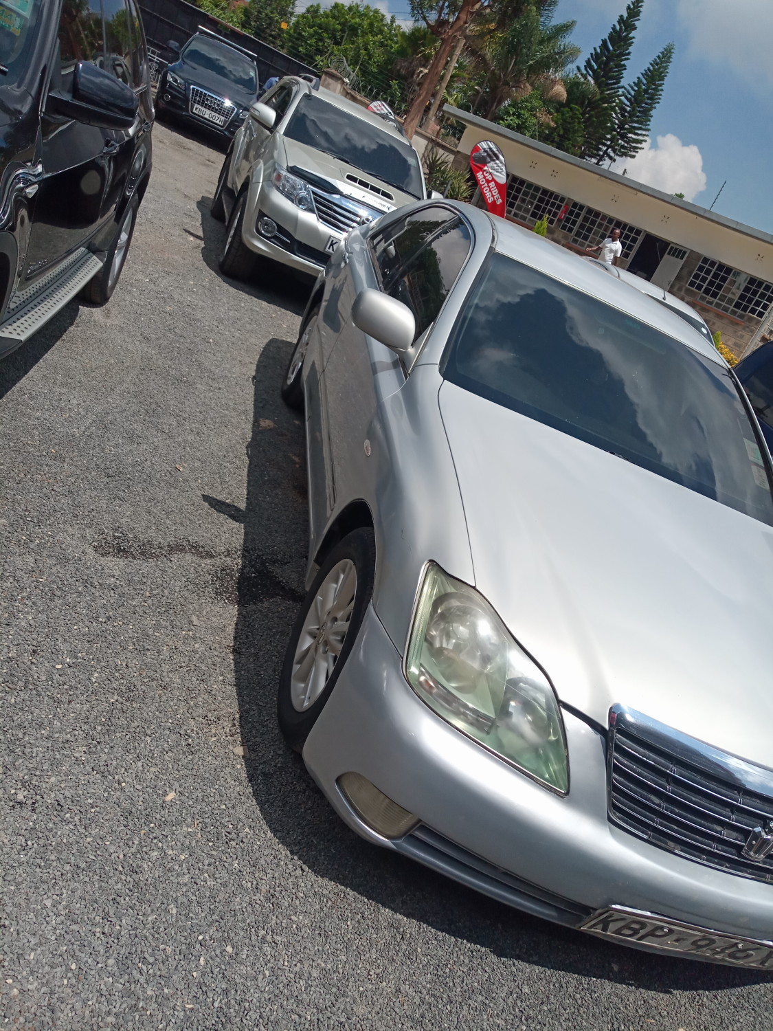 toyota-crown-big-2