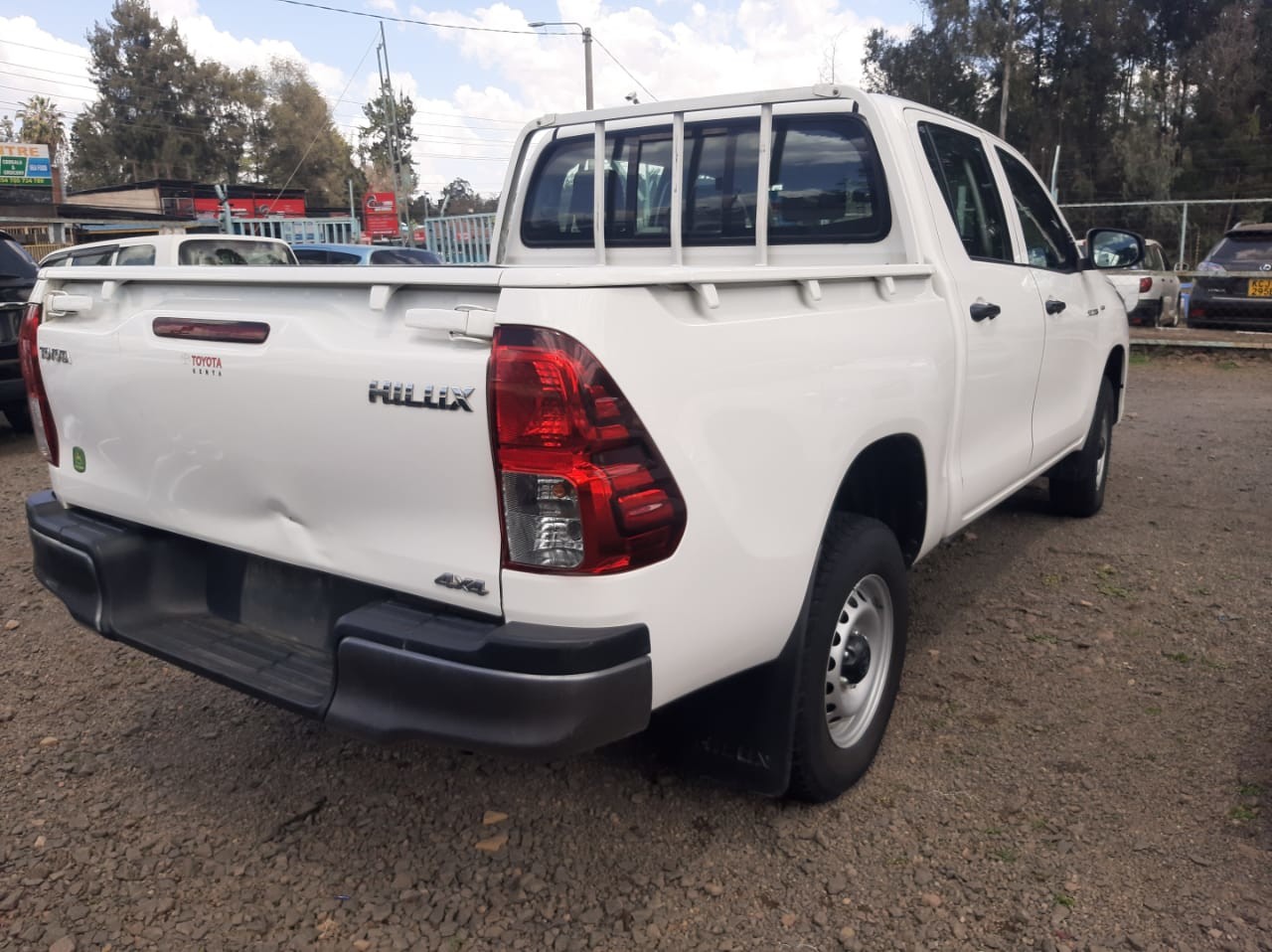 toyota-hilux