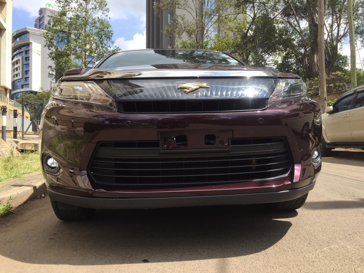 toyota-harrier