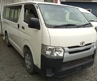 toyota-hiace