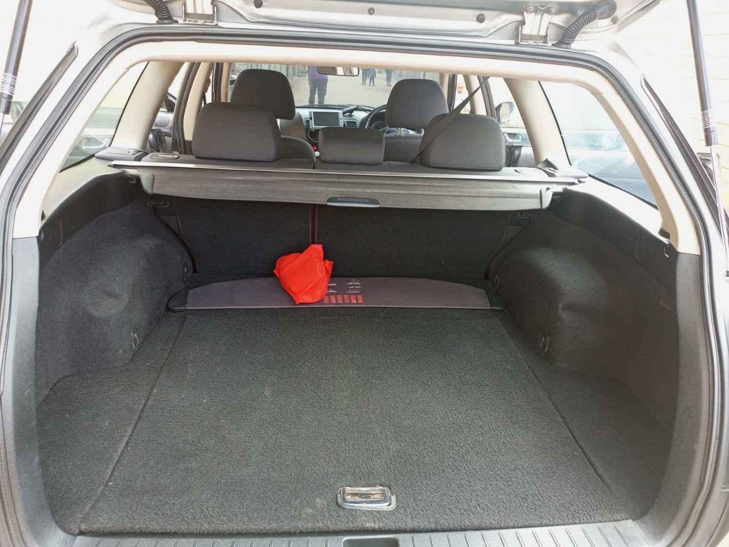 subaru-legacy
