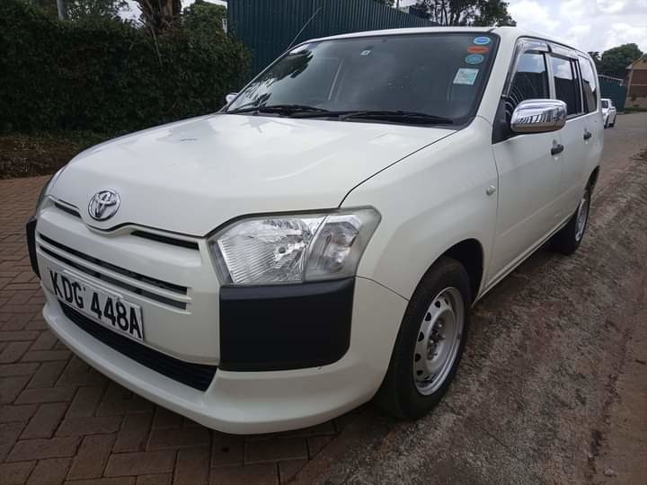 toyota-probox