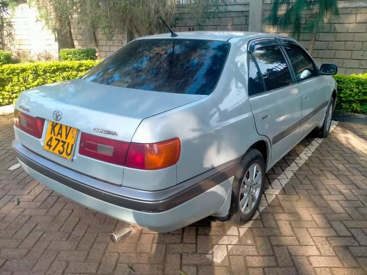 toyota-premio
