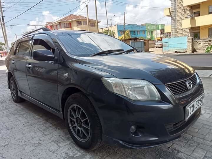 toyota-fielder