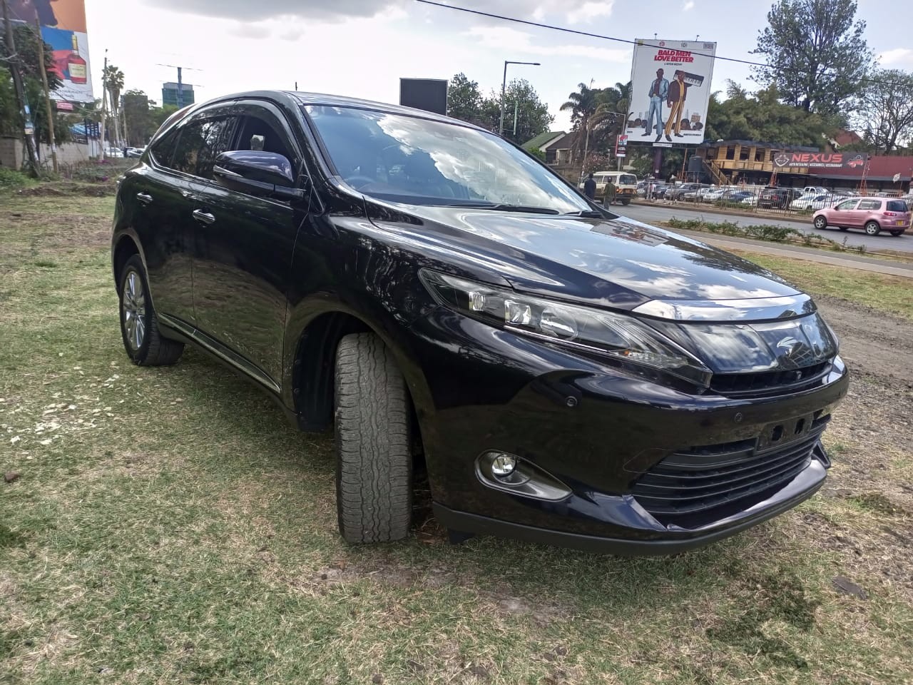 toyota-harrier
