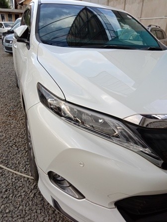 toyota-harrier