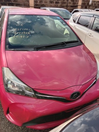 toyota-vitz
