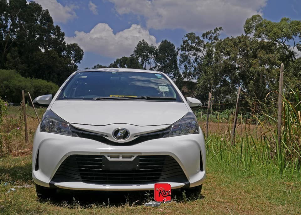 toyota-vitz