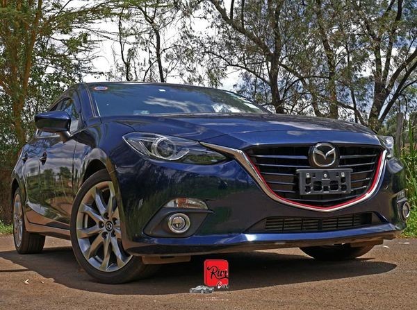 mazda-axela