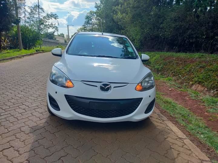 mazda-demio