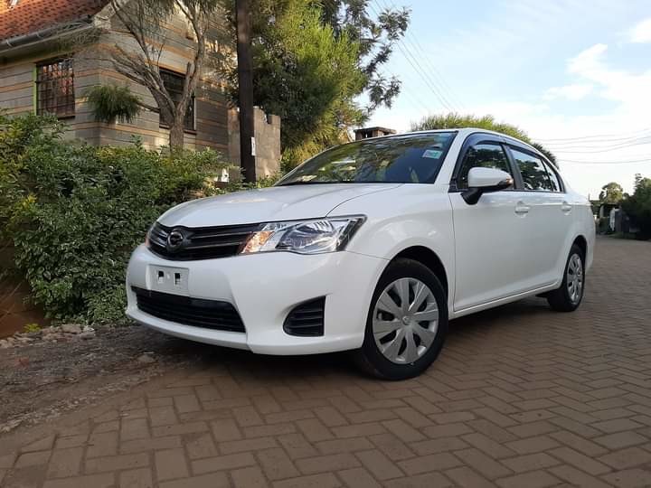 toyota-axio