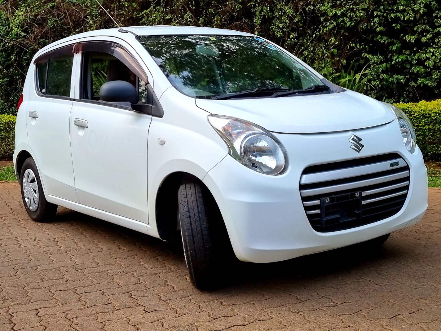 suzuki-alto-2014