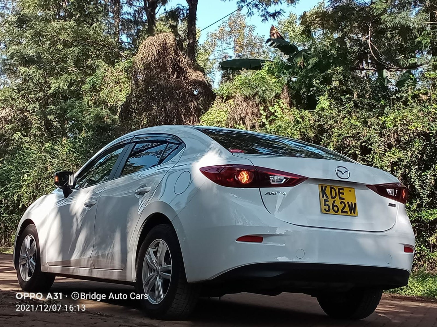 mazda-axela