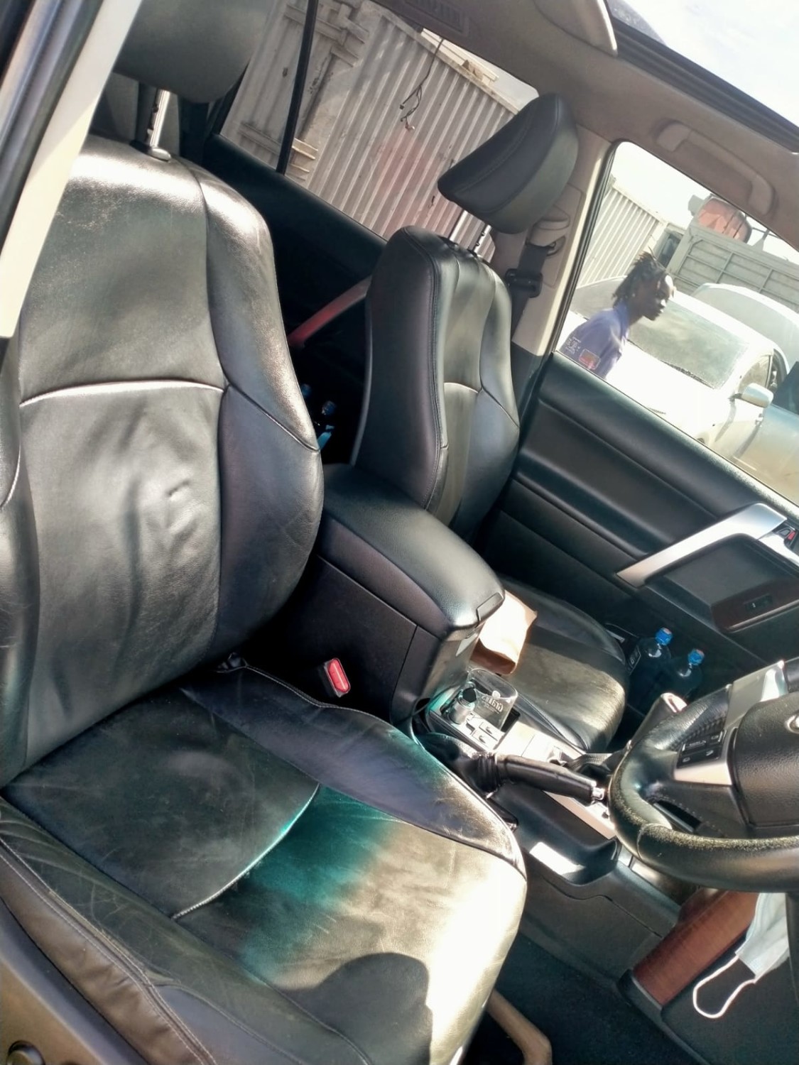toyota-landcruiser-prado