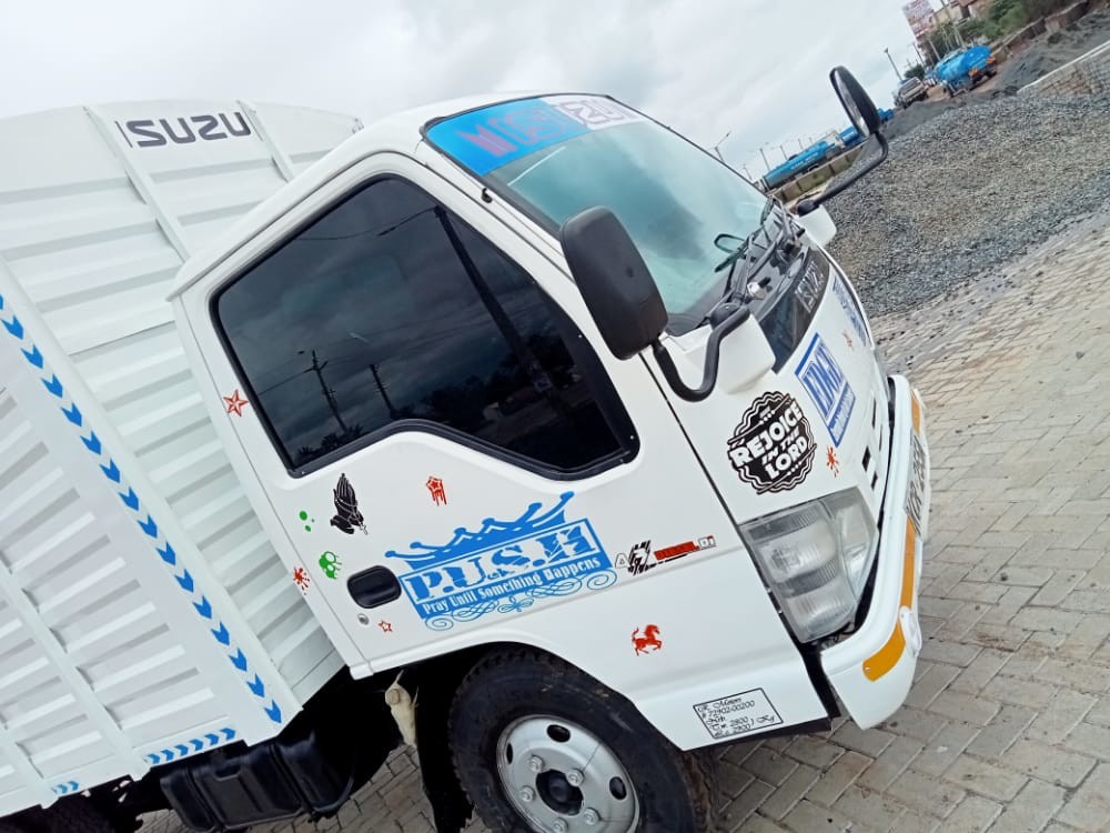 isuzu-nkr-big-2