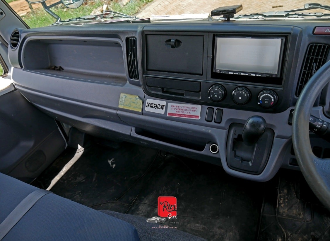 mitsubishi-canter-fuso-big-5