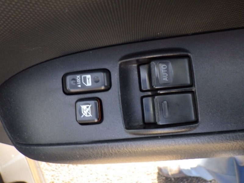toyota-probox-big-5