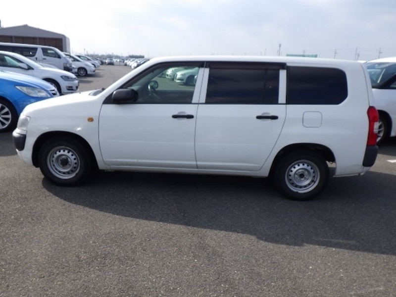 toyota-probox