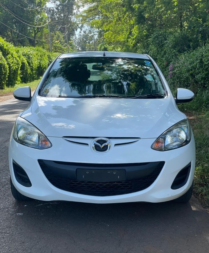 mazda-demio