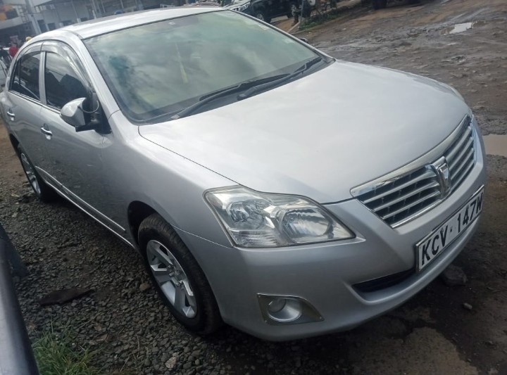 toyota-premio