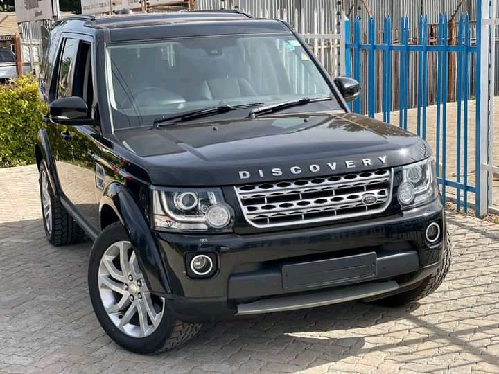 land-rover-discovery-4house