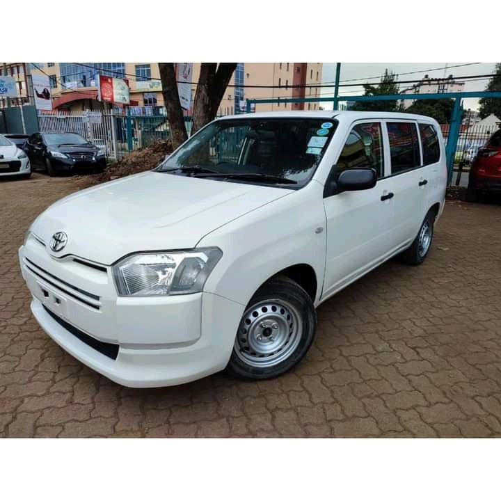 toyota-succeed