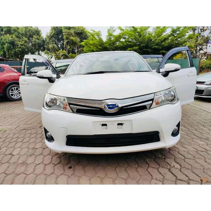toyota-fielder