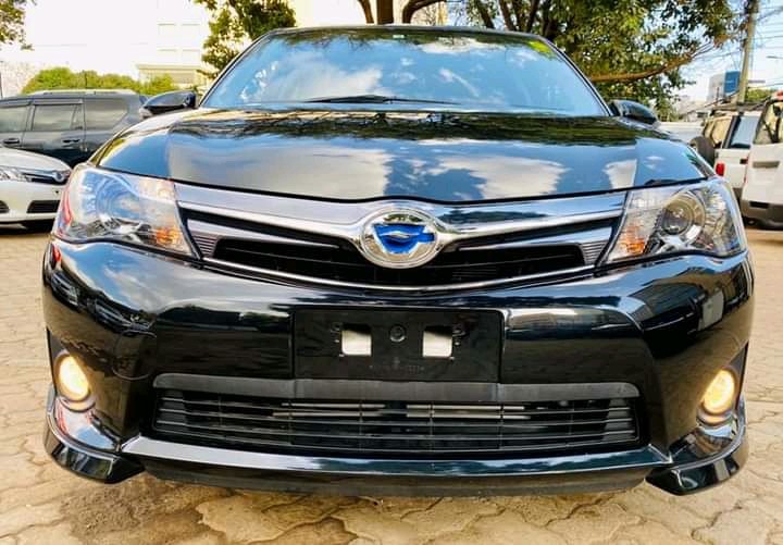 toyota-fielder