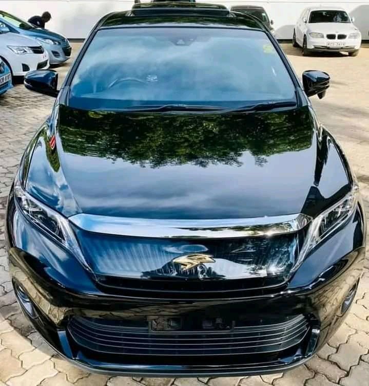 toyota-harrier