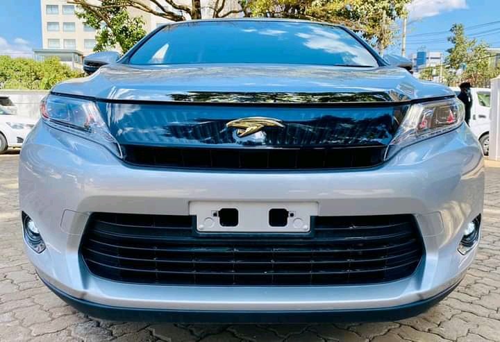 toyota-harrier