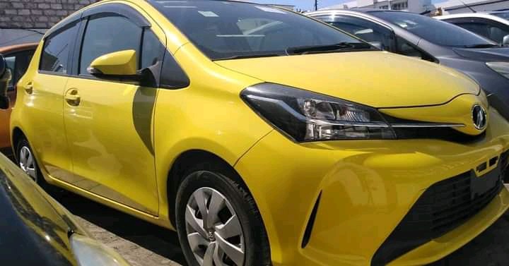 toyota-vitz